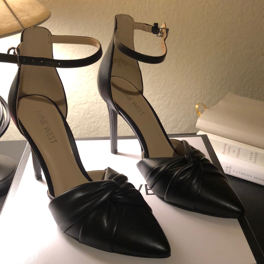 NINE WEST Heels